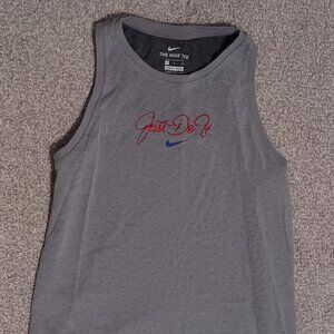 Nike tank top / work out shirt